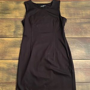 Sleeveless LBD!